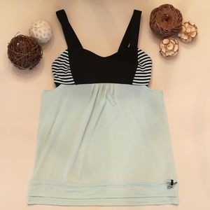 Lululemon size 6 work out tank